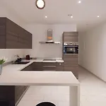 Origer By Rentaroo Apartament
