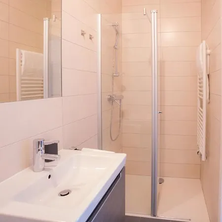 Origer By Rentaroo Apartament