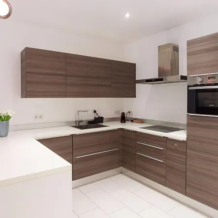 Apartament Origer By Rentaroo